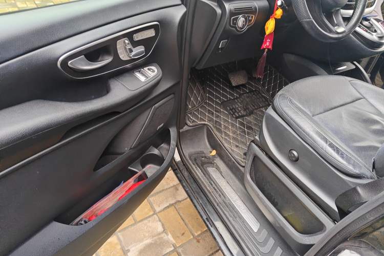 Used Mercedes-Benz V-Class 2018 V 260 Avantgarde Edition China V