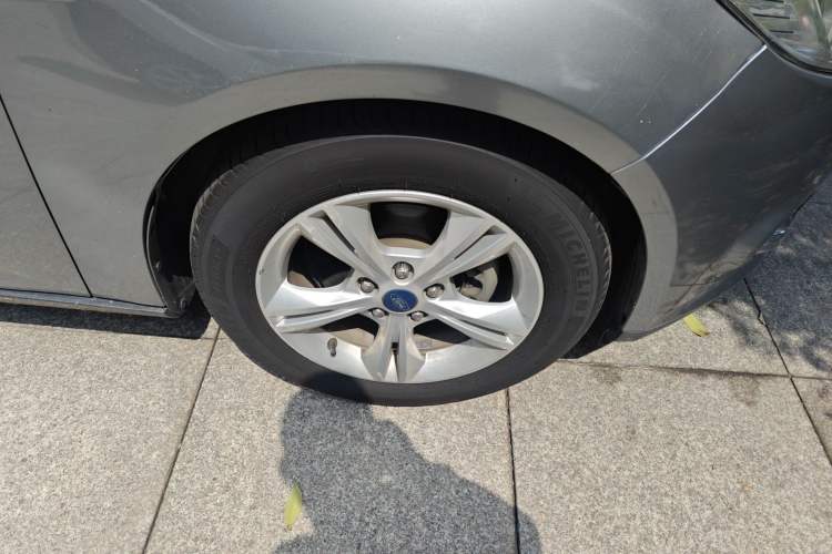 Used Ford Focus 2012 Hatchback 1.6L Automatic Fashion Edition