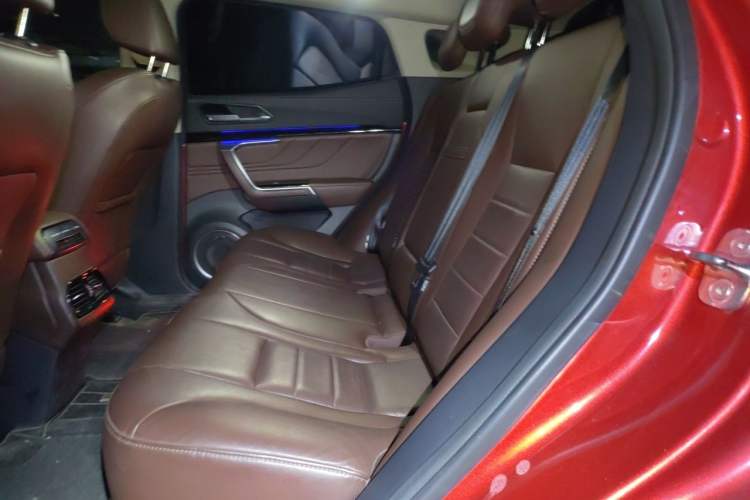 Used Wey VV5 2017 2.0T Ultra-Luxury Version
