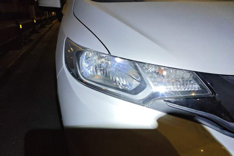 Used Honda Fit 2016 1.5L LXS CVT Comfort Sunroof Version
