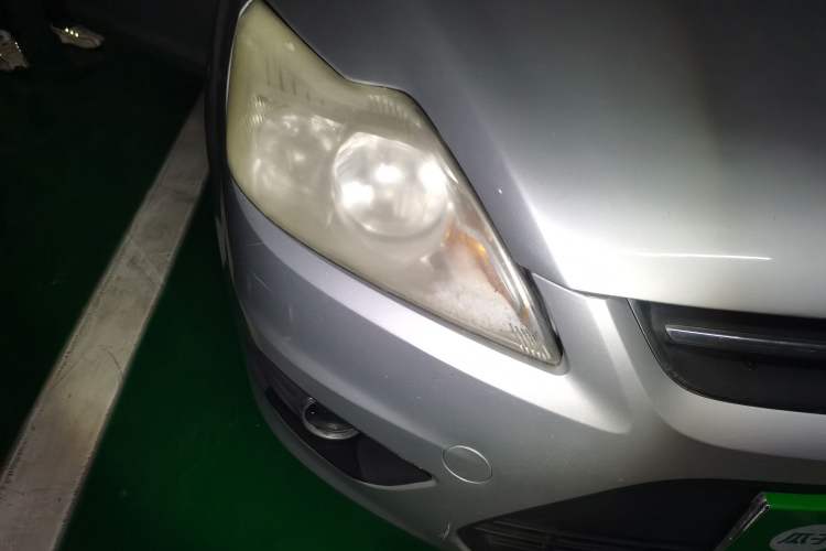 Used Ford Focus 2013 Sedan Classic 1.8L Automatic Base Model
