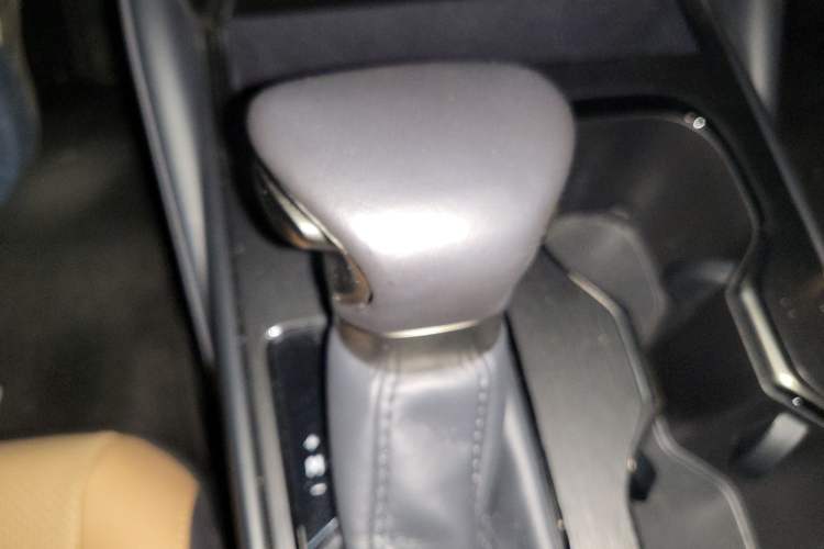 Used Lexus ES 2024 200 Premium Edition
