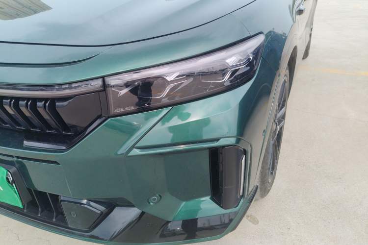 Used VOYAH FREE 2024 Ultra-Long Range Intelligent Driving Version Left Front Headlight