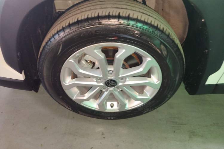 Used Toyota FRONTLANDER 2023 2.0L CVT Elite Edition
