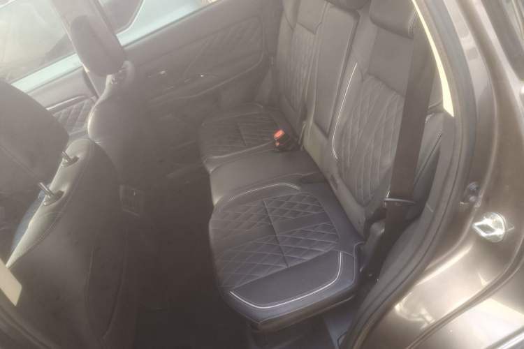 Used Mitsubishi Outlander 2020 2.4L 4x4 Zhi Xiang Edition 5 Seats
