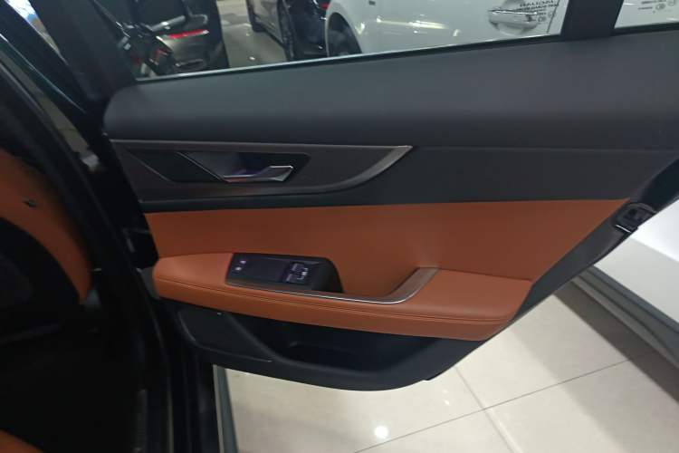 Used Jaguar XEL 2023 2.0T 250 PS R-DYNAMIC S Advanced Sport Edition