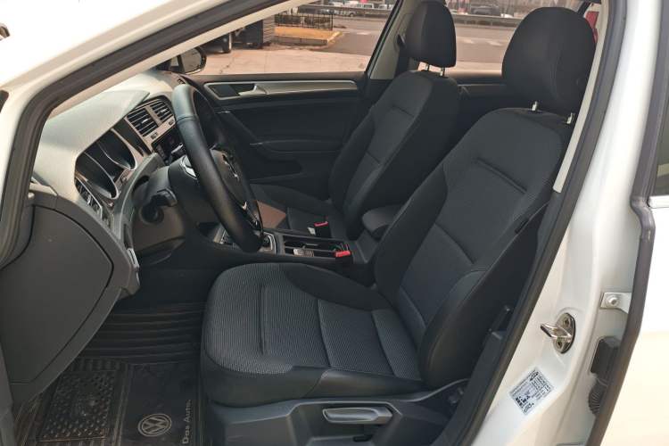 Used Volkswagen Golf 2019 280TSI DSG Comfort Version China VI Standard