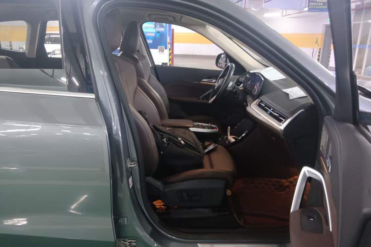 Used BMW iX1 2023 xDrive30L X Design Package
