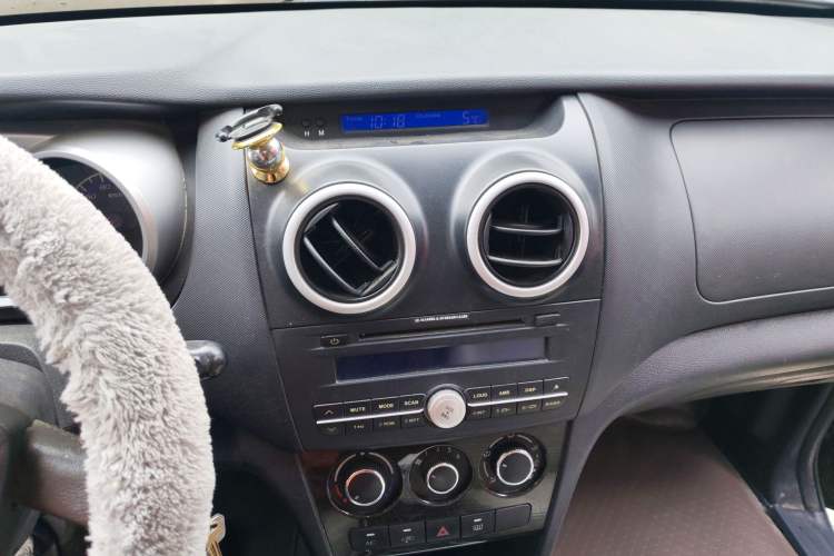 Used Chana Ounuo S 2015 1.5L Jin Ouno Elite Model