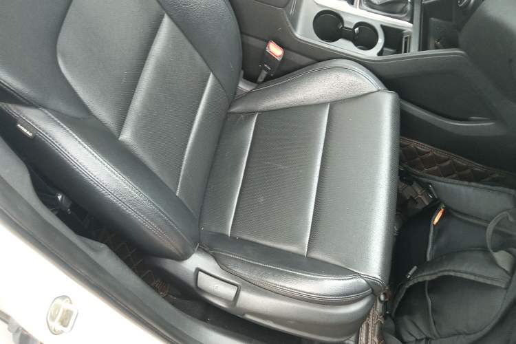 Used Hyundai Tucson 2015 1.6T Dual-Clutch Two-Wheel-Drive Smart Model Right Front Seat