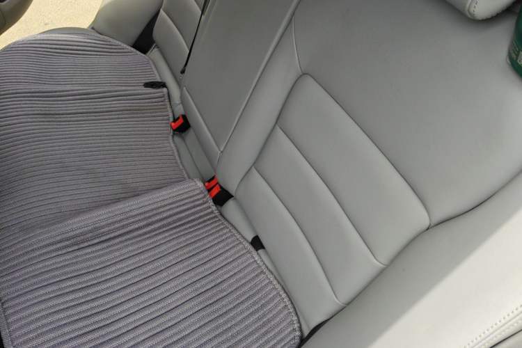 Used Skoda Octavia 2014 1.6L Automatic Yijun Edition Left Rear Seat