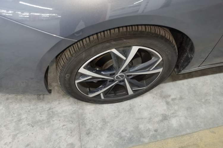 Used Roewe i5 2023 1.5L CVT Luxury Edition Exterior 4