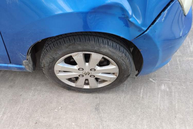 Used Suzuki Alto 2009 1.0L Manual Deluxe Edition Right Front Wheel Hub