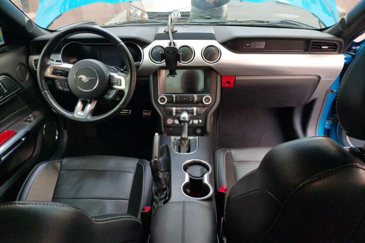 Used Ford Mustang 2019 2.3L EcoBoost Performance Enhanced Edition Center Console