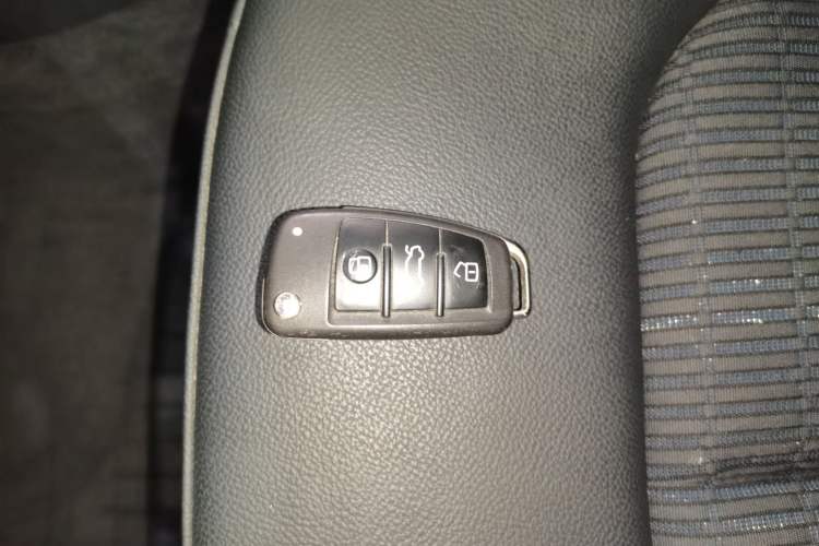 Used Audi A3 2019 Sportback 35 TFSI Fashion Edition China VI Emission Standard Vehicle Key