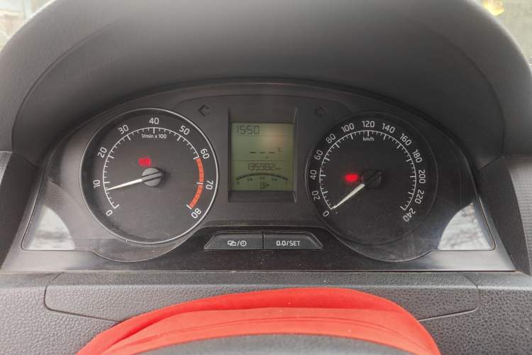 Used Skoda Rapid 2013 1.6L Manual Smart Selection Model