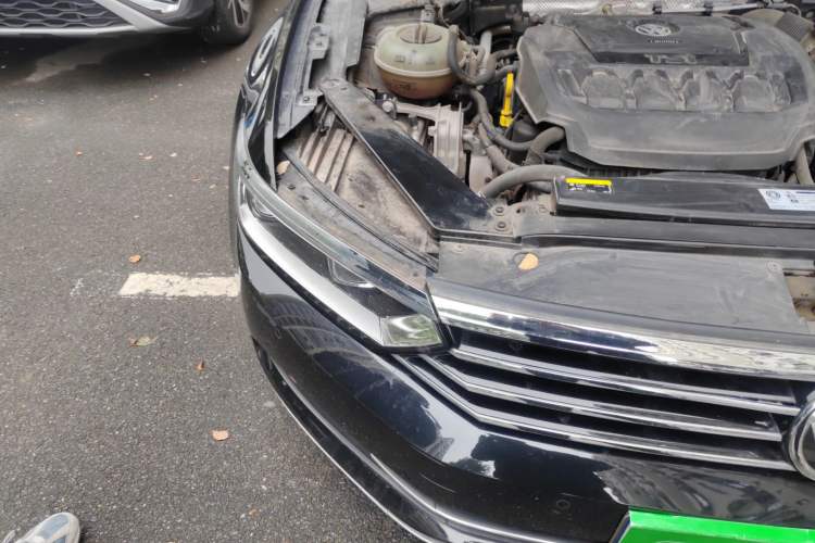 Used Volkswagen Magotan 2019 330TSI DSG Luxury Model China V Standard Right Front Headlight