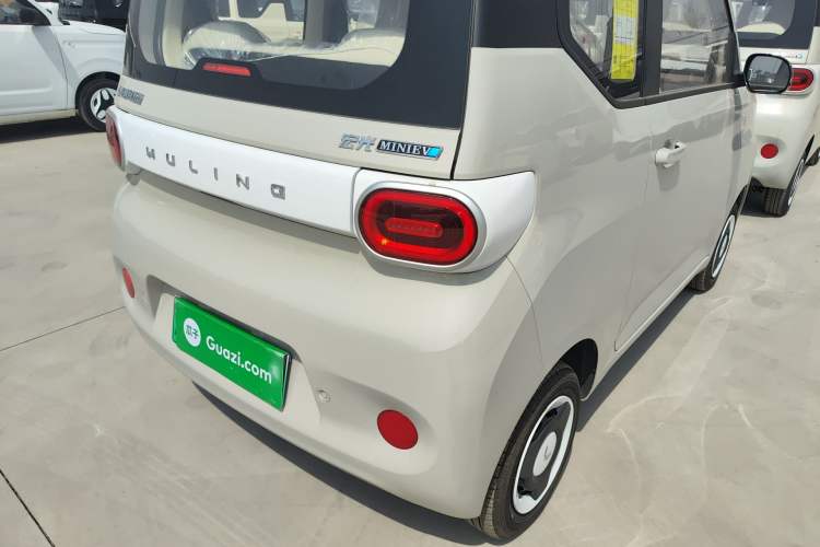 Used Wuling Hongguang MINIEV 2024 3rd Generation 215km Youth Edition Right Rear Taillight