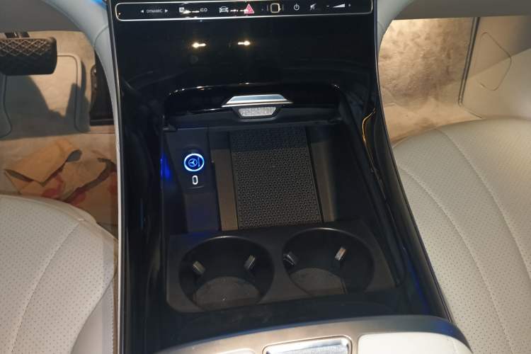 Used Mercedes-Benz EQE 2022 350 First Edition Special Version
