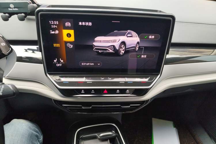 Used Volkswagen ID.6 CROZZ 2022 Long-Range PRO Edition Audio And AC Panel