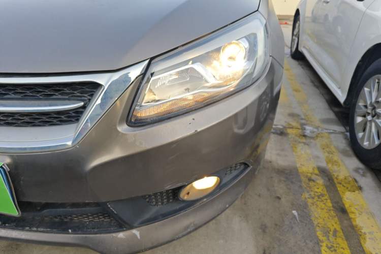 Used Chery Arrizo 7 2013 1.6L Manual Zhi Ling Edition