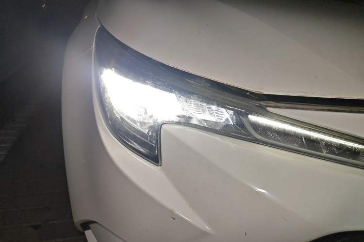 Used Toyota Levin 2021 Dual-Motor 1.8H E-CVT Leading Edition Right Front Headlight