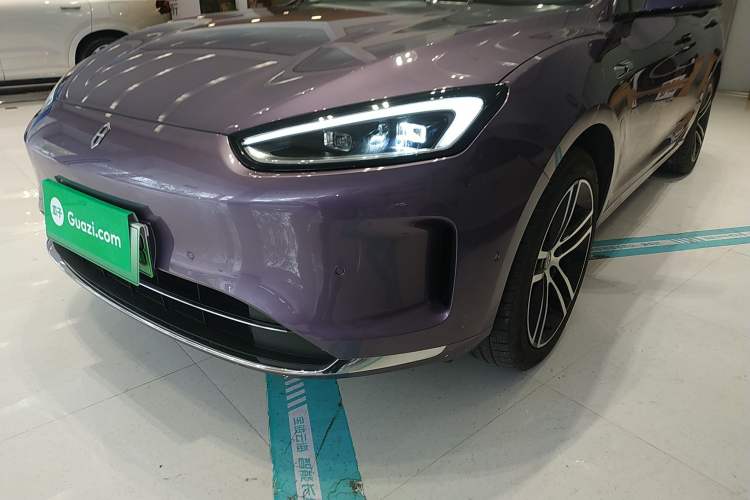 Used Hima AITO M5 2025 Extended-Range Ultra All-Wheel-Drive Version Left Front Headlight