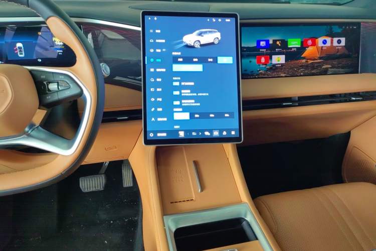 Used Geely Galaxy L7 2025 EM-i 115km Exploration+ Edition Audio And AC Panel