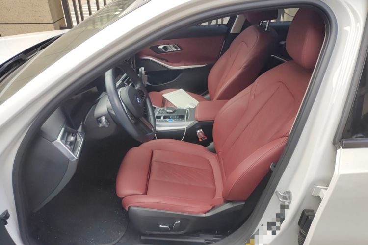 Used BMW i3 2024 eDrive 40 L Midnight Sports Package
