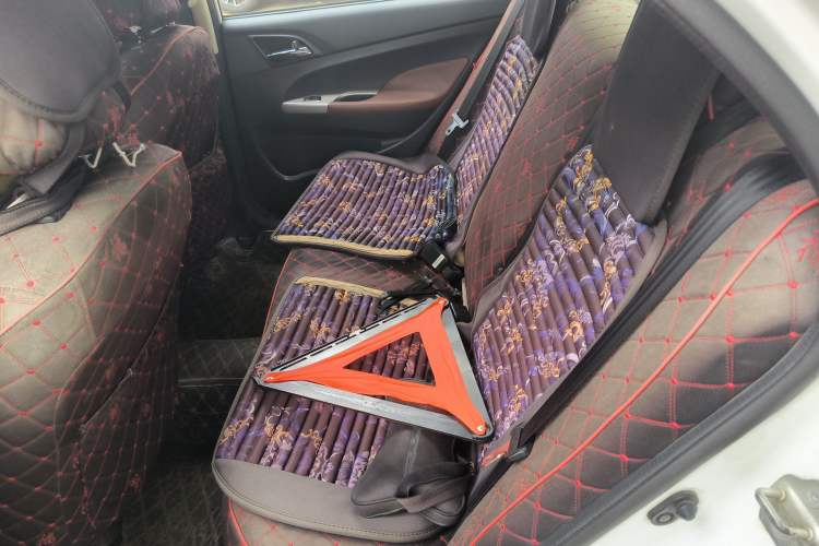 Used BYD F3 2015 Energy-Efficient Model 1.5L Manual Comfort Edition Left Rear Seat