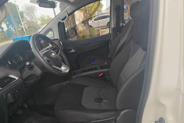 Used JAC Refine M3 2024 PLUS 2.0L HEV Comfort Edition Left Front Seat