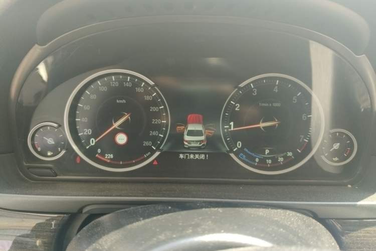 Used BMW 5 Series 2014 525Li Luxury Design Package Instrument Cluster