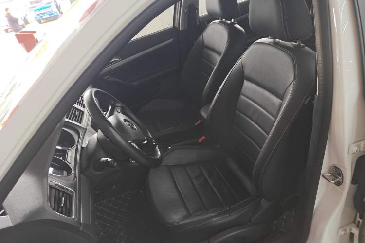 Used Volkswagen Lavida 2017 1.6L Automatic Comfort Edition