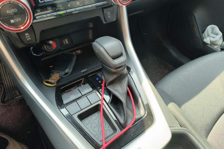 Used Toyota RAV4 2024 2.0L CVT Two-Wheel Drive Fashion Edition