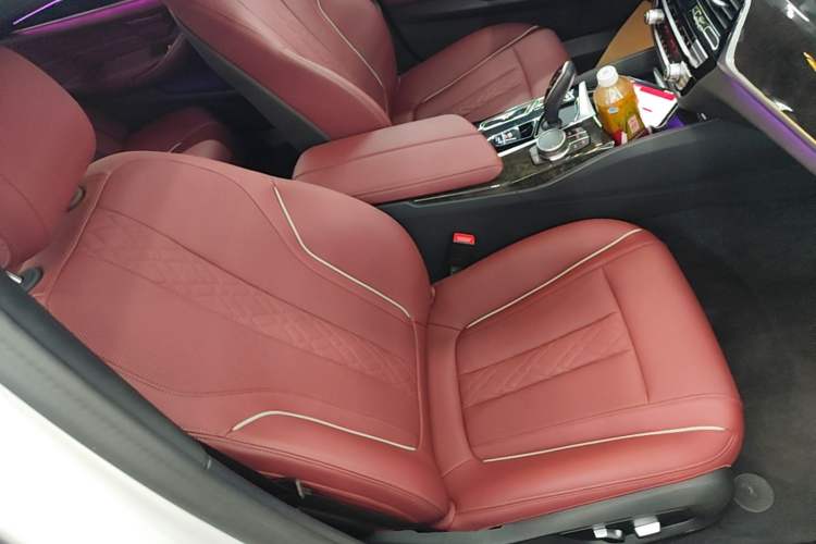 Used BMW 5 Series 2022 Second Facelift 525Li M Sport Package
