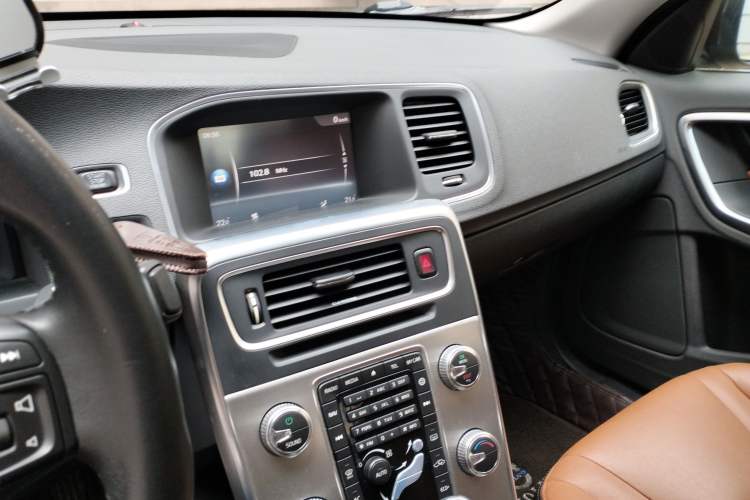 Used Volvo S60 2018 S60L T3 Smart Progress Edition