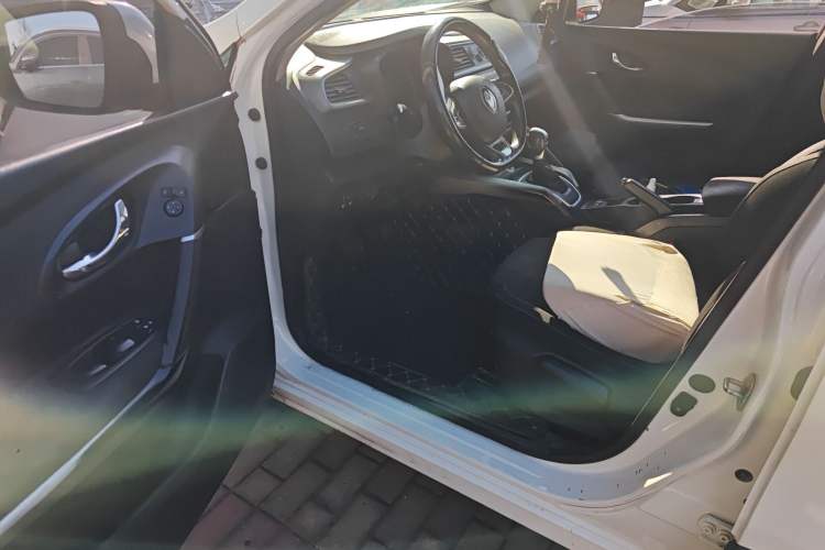 Used Renault Kadjar 2017 2.0L Two-Wheel Drive Comfort Edition