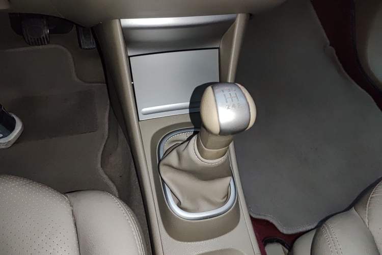 Used Nissan Sylphy 2012 Classic 1.6XL Manual Luxury Edition