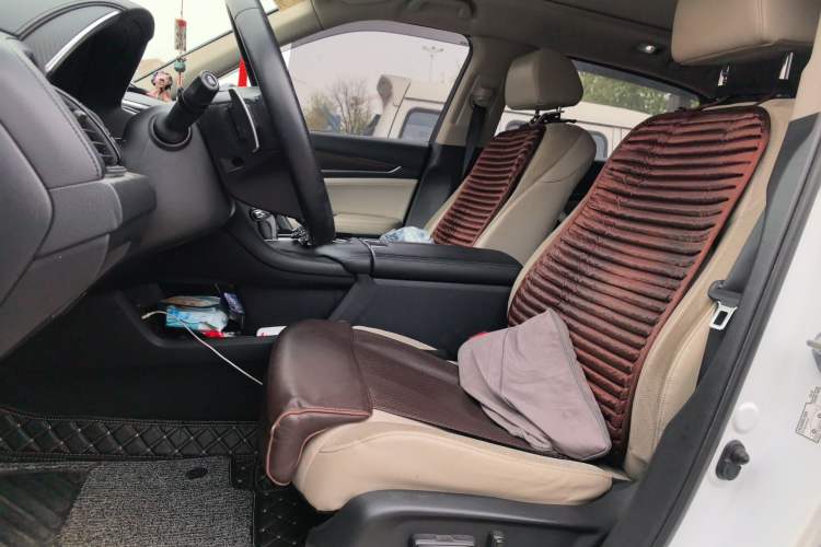 Used Honda Avancier 2017 240TURBO Two-Wheel Drive Premium Edition Left Front Seat