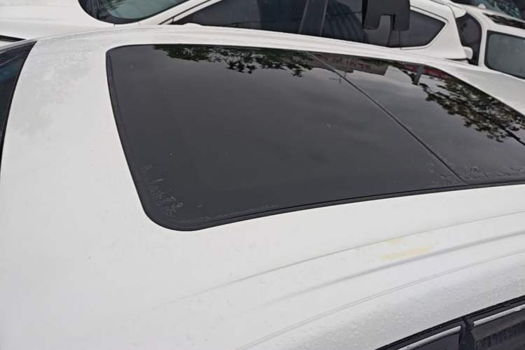 Used Buick GL6 2018 18T 6-Seater Elite Model
