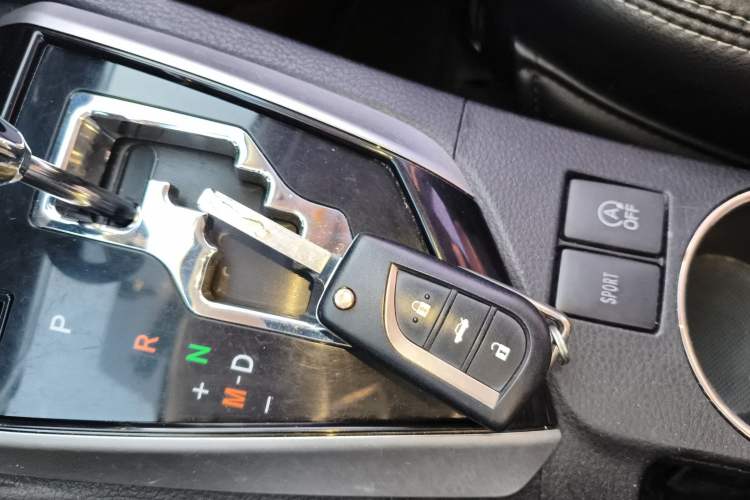 Used Toyota Corolla 2017 Revised Version 1.2T S-CVT GL