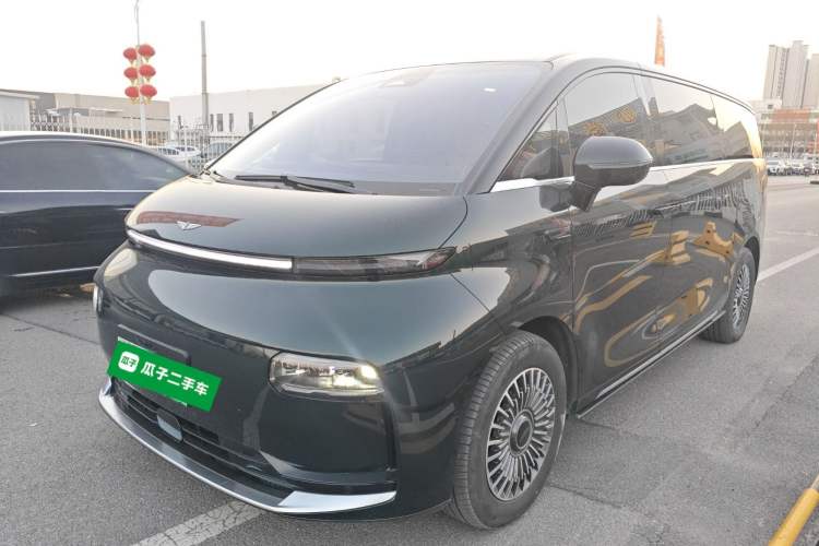 Used Geely Galaxy LEVC L380 2025 805 km Flagship Version All-Wheel Drive