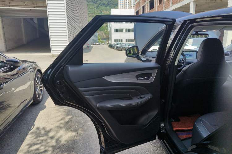 Used Venucia V DD-i 2025 Orca 150km Joyful Journey Edition