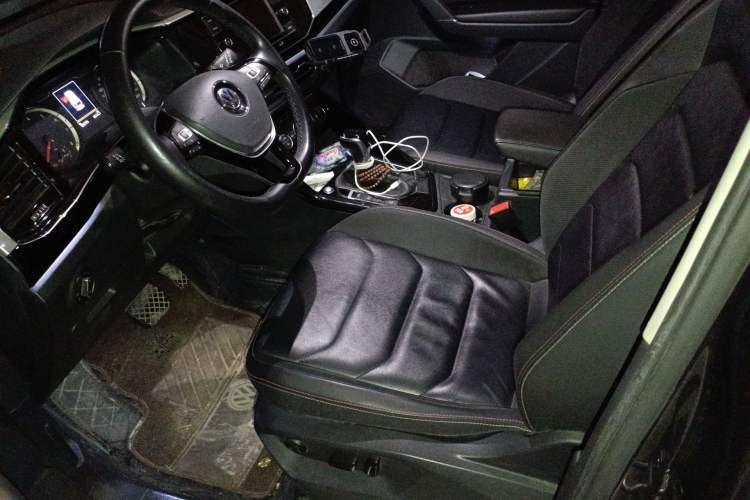 Used Volkswagen Tayron 2019 330TSI Two-Wheel Drive Luxury Model China VI Standard