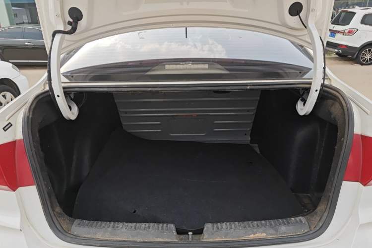 Used Volkswagen Santana 2019 1.5L Automatic Fashion Edition China VI Trunk