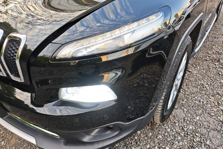 Used Jeep Cherokee 2016 2.4L Professional Smart Version
