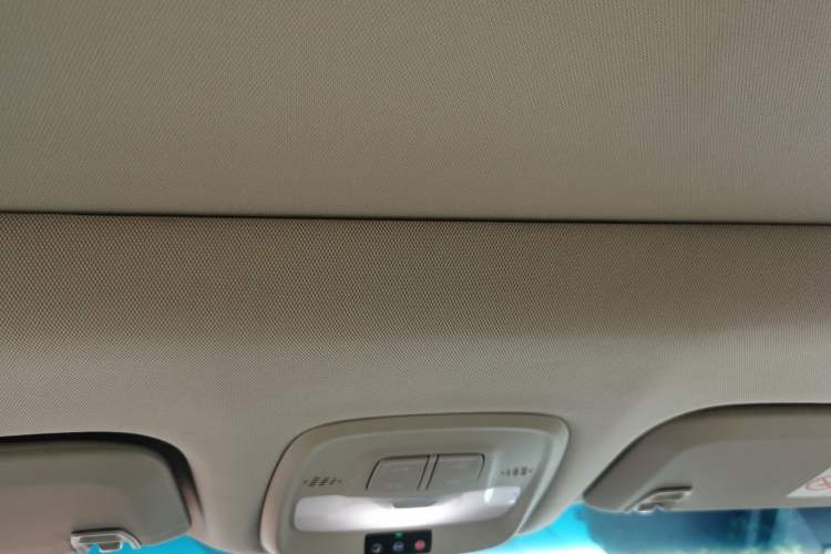 Used Buick GL6 2021 323T Mild Hybrid Connect Luxury Model Headliner