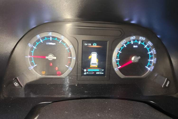 Used FORTHING Lingzhi 2020 M5L 1.6L Luxury 7-Seater
