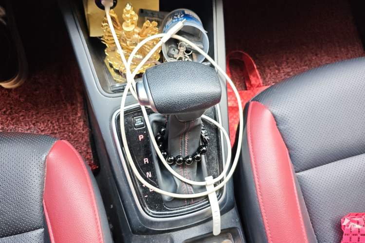 Used Kia KX Cross 2017 1.4L AT GLS
