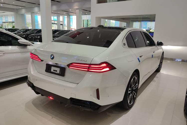 Used BMW 5 Series 2024 530Li Leading Model M Sport Package Rear Right 45 Deg